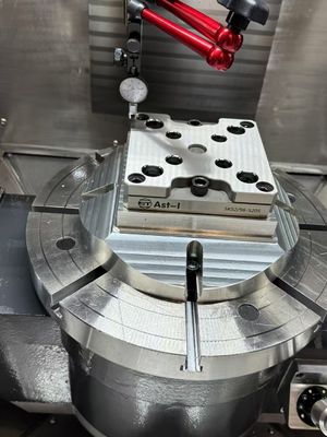 Fixation de point zéro de haute précision Répétabilité à 0,005 mm 0,01 mm Précision 1 X Contenu de l'emballage