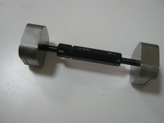 pièces d'usinage de commande numérique par ordinateur en acier en métal de 90mm noircissant l'outil d'inspection Q345B
