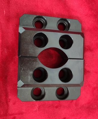 Types de goujons de traction CNC réglables Noir de mâchoire personnalisé par précision