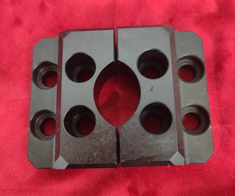 Types de goujons de traction CNC réglables Noir de mâchoire personnalisé par précision