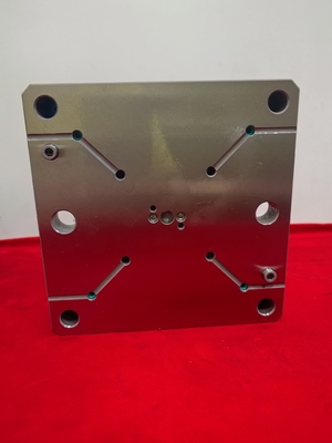SK9652-S205 Fixation de bridage de point zéro pour usinage CNC 3 axes/4 axes/5 axes, matériau acier, avec repositionnement répétable 0,005 mm
