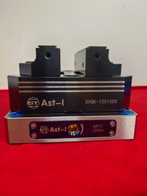 Mesures de haute précision Fixation de point zéro avec une précision de 0,01 mm Précision répétée à 0,005 mm et 4 boulons Accessoires