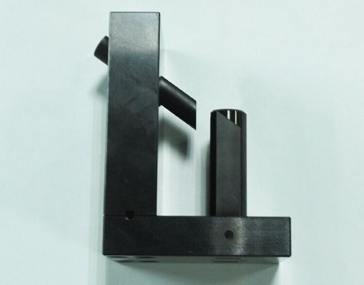 Fabricant professionnel d'usinage CNC en aluminium ou en acier Pièces métalliques personnalisées 06